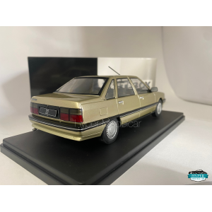 WHITEBOX 1/24 RENAULT R21 1986 BEIGE ART.WB124254