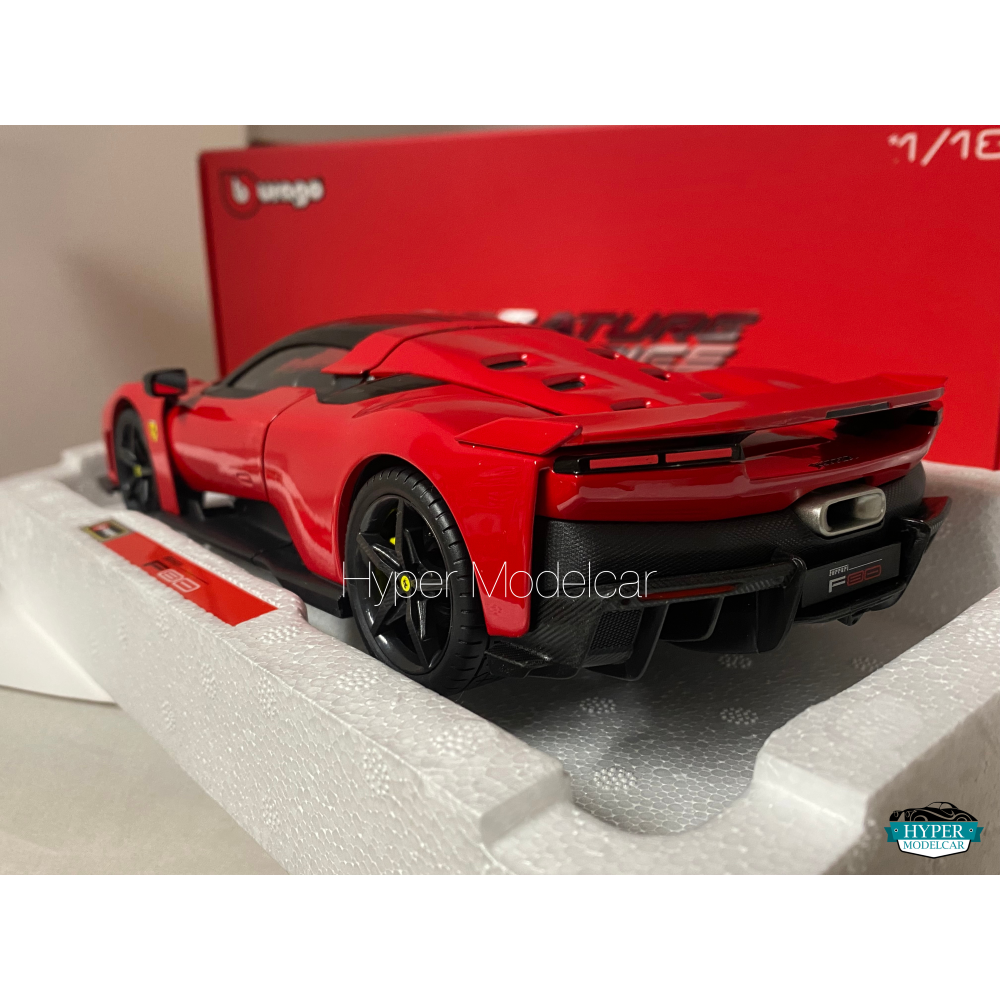 BURAGO 1/18 FERRARI F80 2024 BLACK WHEELS ROSSO CORSA ART.18-16918