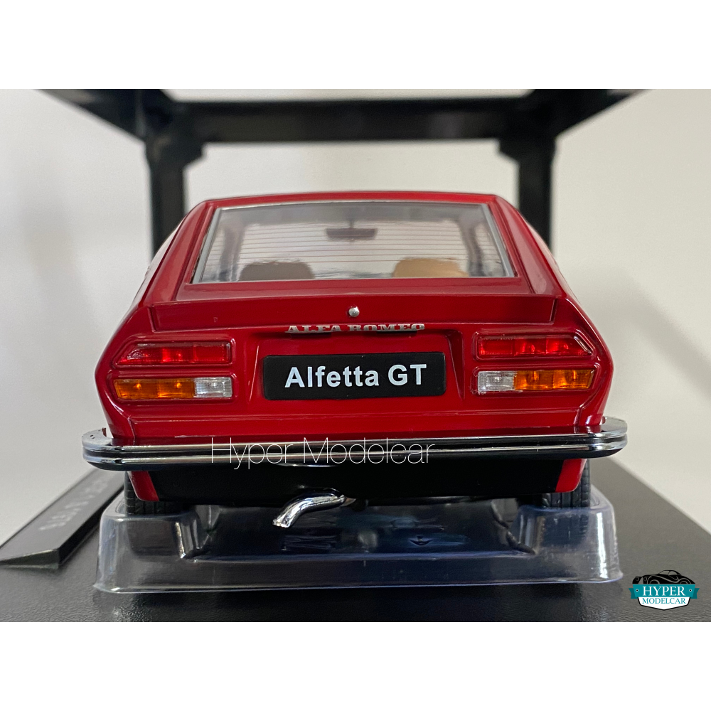 KK-SCALE 1/18 ALFA ROMEO ALFETTA 1600 GTV 1976 RED ART.KKDC181061