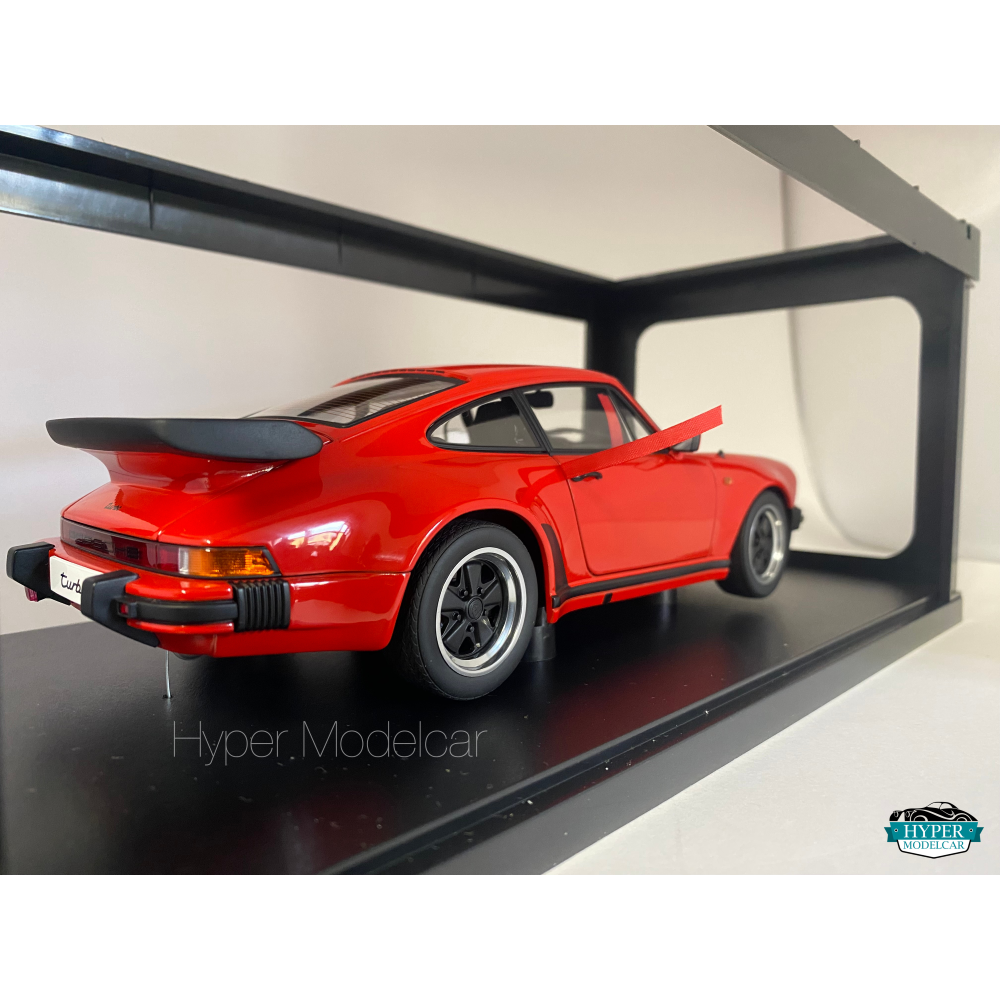AUTOART 1/18 PORSCHE 911 (930) TURBO 3.3 1986 RED ART.77982