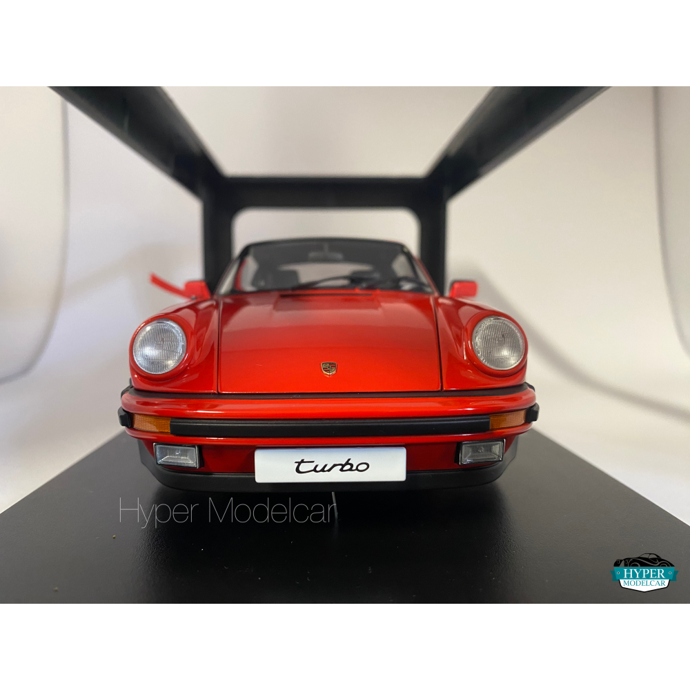 AUTOART 1/18 PORSCHE 911 (930) TURBO 3.3 1986 RED ART.77982